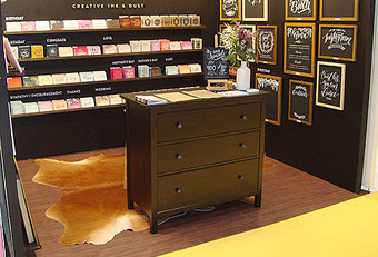 trade show booth flooring by Manny Stone Decorators
